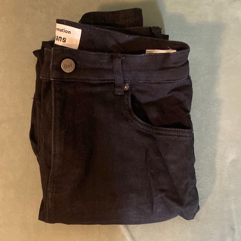 Black skinny reformation jeans.